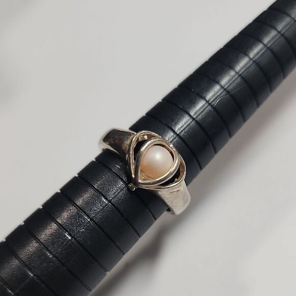 LUCAS LAMETH LUC Sterling Silver Vintage Real Pearl Heart Cage Ring - Picture 1 of 3